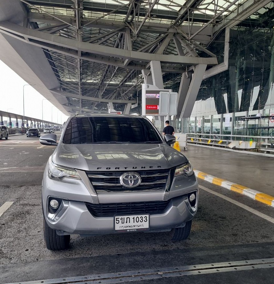 Private SUV